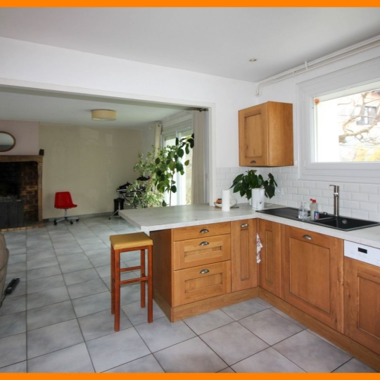  Annonces VENISSIEUX : Maison / Villa | RILLIEUX-LA-PAPE (69140) | 128 m2 | 425 000 € 