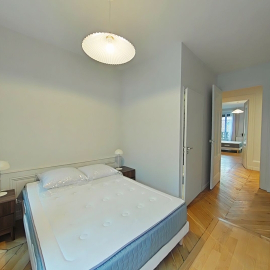  Annonces VENISSIEUX : Appartement | LYON (69001) | 133 m2 | 2 600 € 