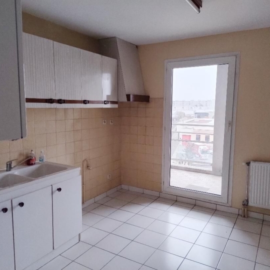  Annonces VENISSIEUX : Appartement | LYON (69008) | 85 m2 | 245 000 € 