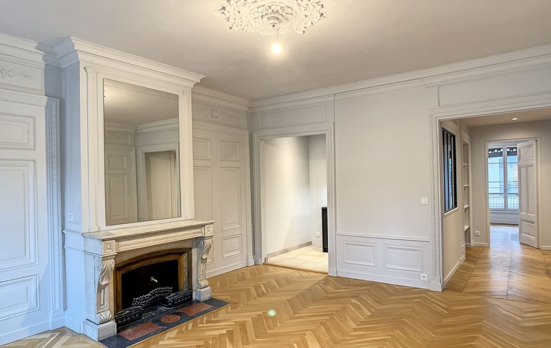 Annonces VENISSIEUX : Appartement | LYON (69001) | 133 m2 | 650 € 