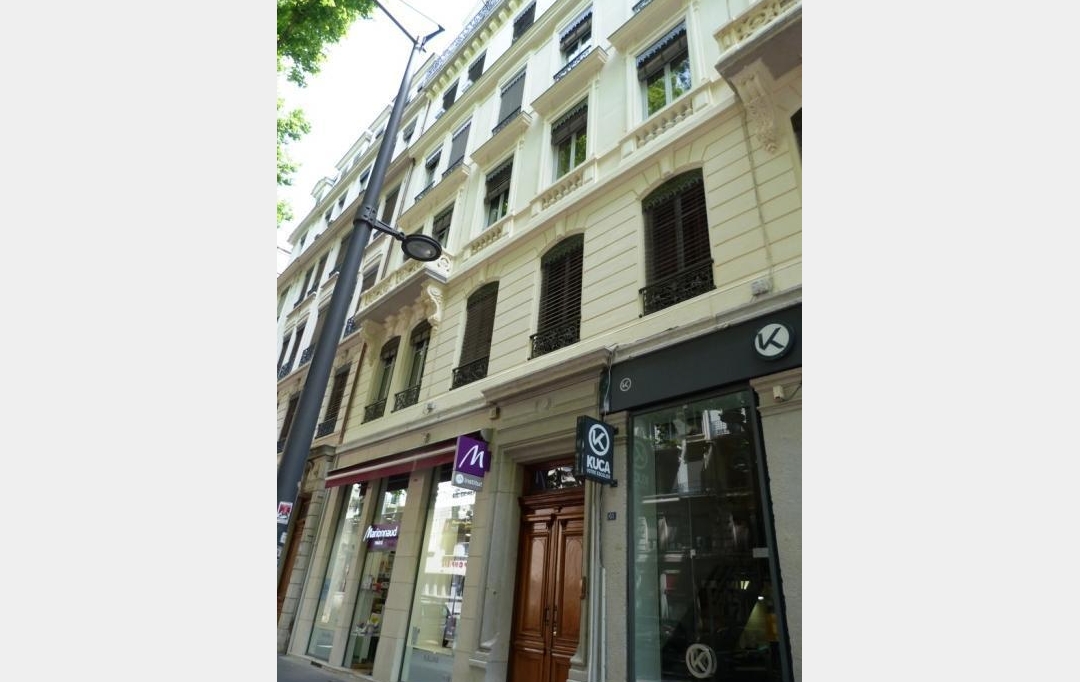 Annonces VENISSIEUX : Appartement | LYON (69003) | 71 m2 | 1 324 € 