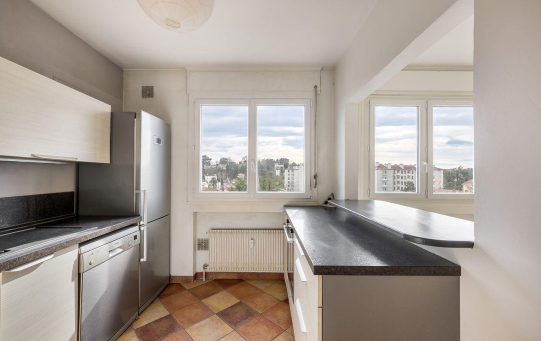 Annonces VENISSIEUX : Appartement | LYON (69003) | 48 m2 | 210 000 € 